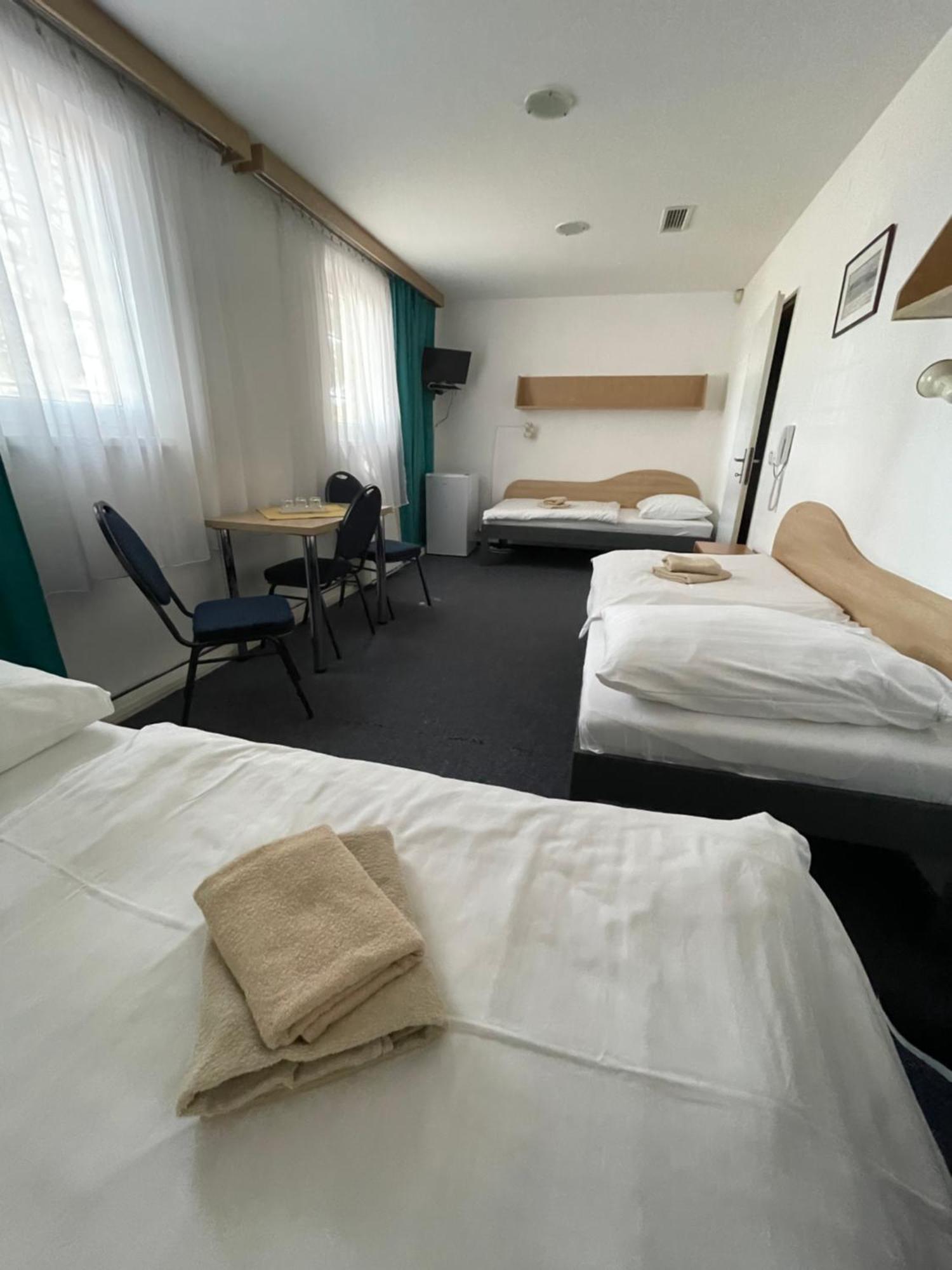Hotel Remy Bratislava Eksteriør billede