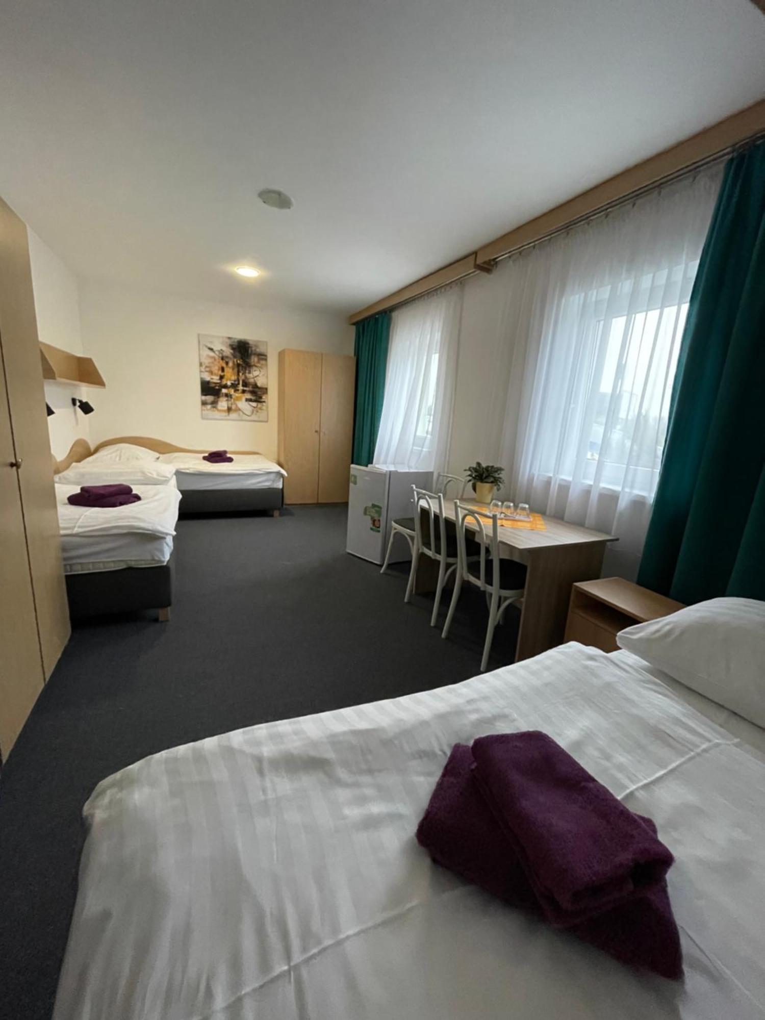 Hotel Remy Bratislava Eksteriør billede